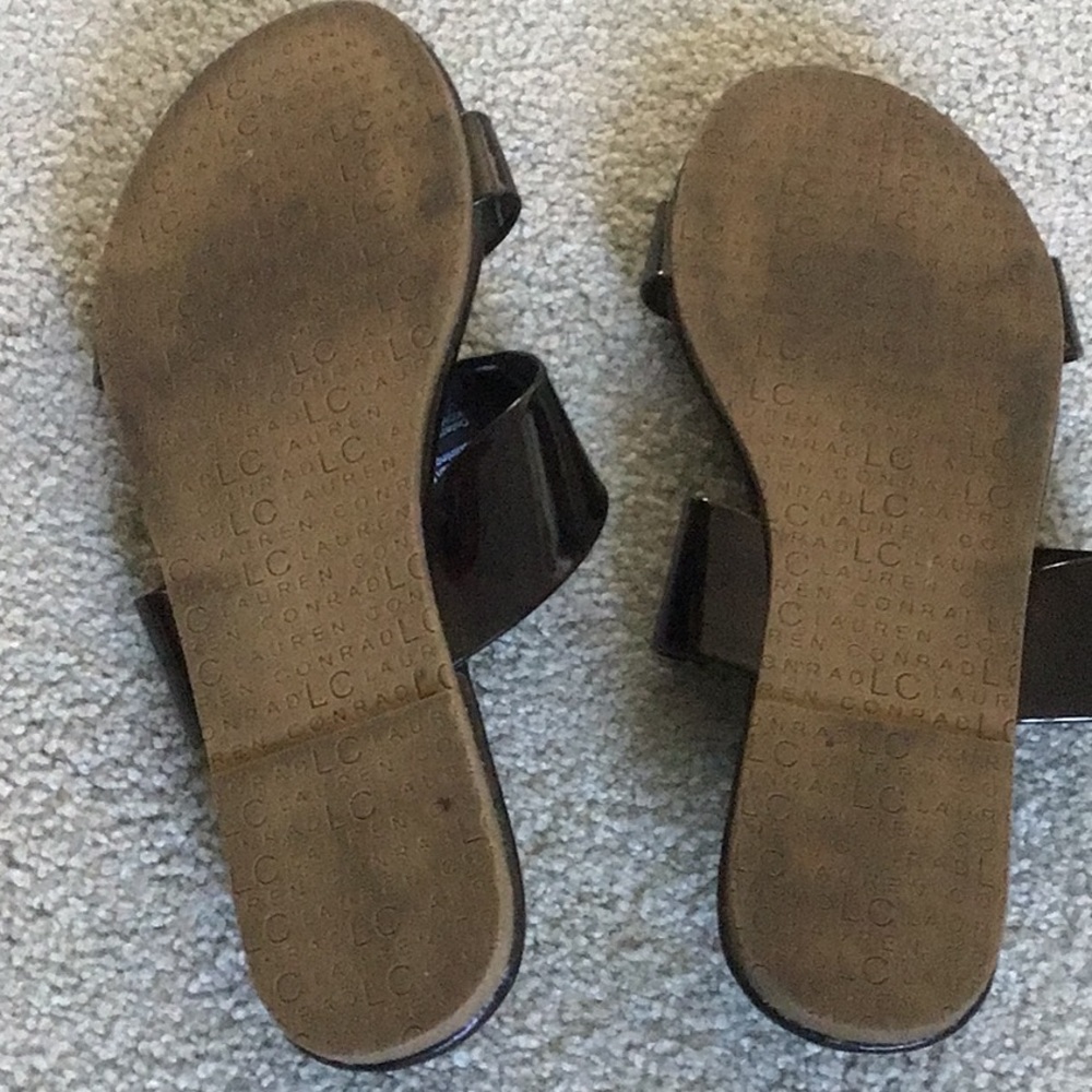Woman’s sandals - Picture 3 of 6